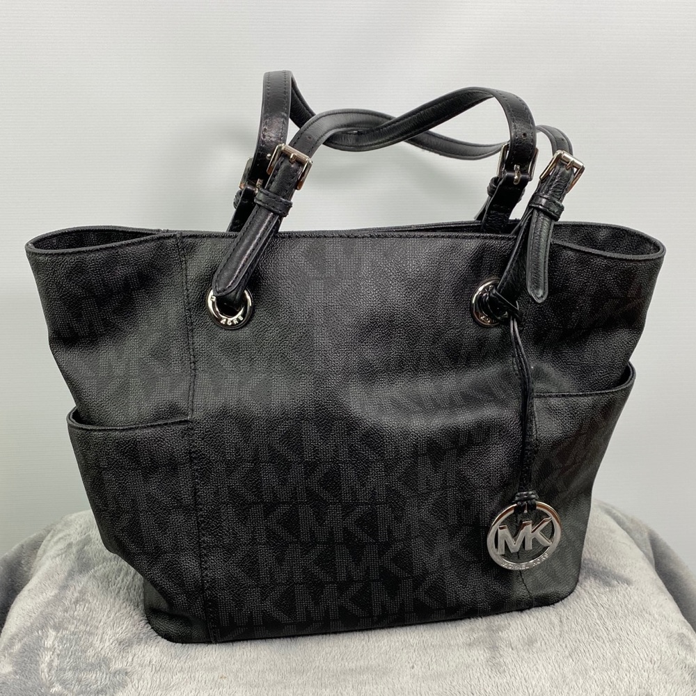 Signature Michael Kors Jetset Tote